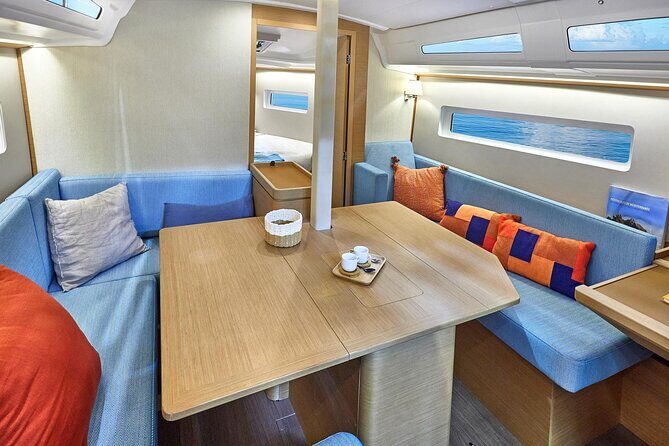 Islands Tour on Luxurious Jeanneau Sun Odyssey - Stop 2 at Šunj Beach: fine sand and an easy lunch decision