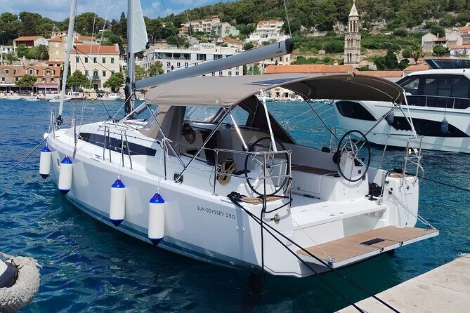 Islands Tour on Luxurious Jeanneau Sun Odyssey - What’s included on board (and how it changes your costs)
