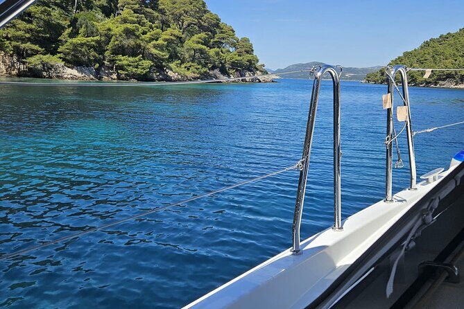 Islands Tour on Luxurious Jeanneau Sun Odyssey - Meeting at Lapadska Obala and settling into the day