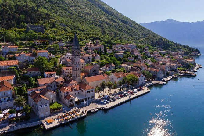 Kotor Bay Day Trip from Dubrovnik with Boat Ride to Lady of the Rock - Group Size, Waiting, and the Border Reality Check