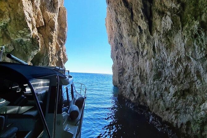 Luxury Private Boat Trip to the Elaphiti Islands from Dubrovnik - Onboard Comfort: Snacks, Drinks, WiFi, Snorkeling Gear, and SUP
