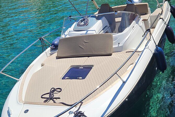 Luxury Private Speedboat Tour Islands & Blue Cave - Picnic lunch on the water: fresh seafood and tropical fruits