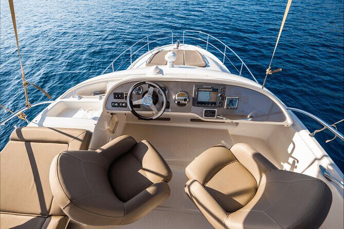 Luxury sunset cruise in Dubrovnik - Luxury touches that actually matter: drinks, paddleboards, snorkel gear