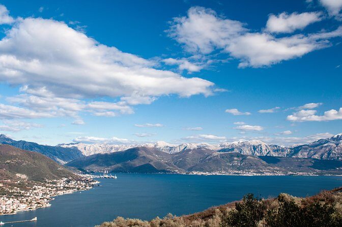 Montenegro Bay Cruise with Lunch on the Boat day trip - The coach-and-border reality: why your “10 hours” can feel longer
