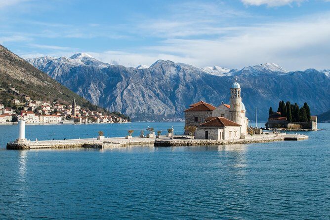 Montenegro Private Tour from Dubrovnik - Pickup and meeting points: where the car can and can’t go