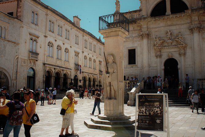 Old Town Secrets Walking Tour - Timing Tips: When to Start So Dubrovnik Feels Comfortable