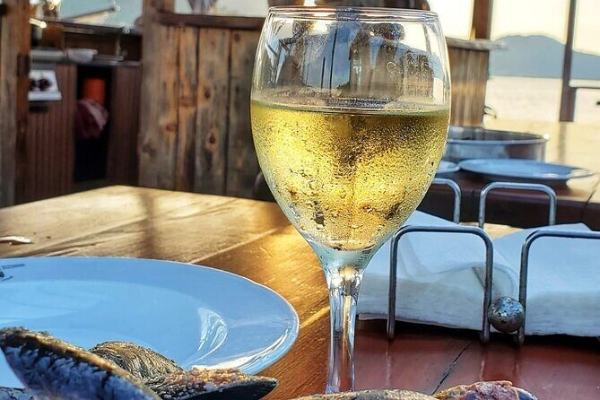 Oyster farm experience / Private day trip from Dubrovnik - Wine tasting at Curlin winery in Ponikve: the included drink break that fits
