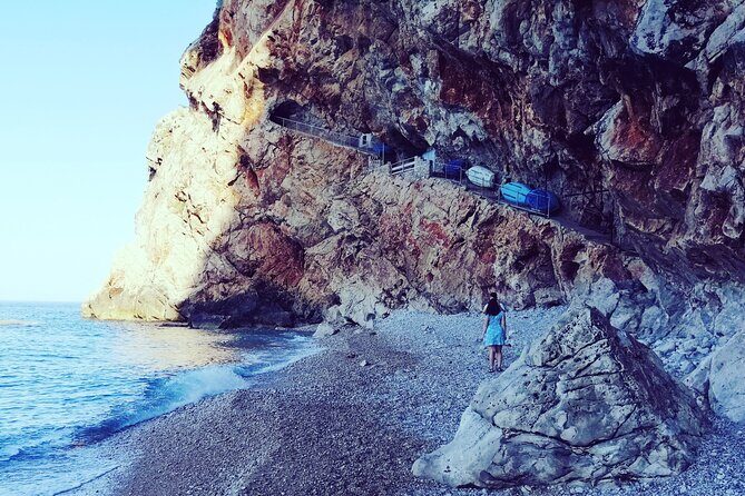 Picnic on Croatian Secret Beach - Reaching the Beach Without Any Crowd-Proof Gadgets