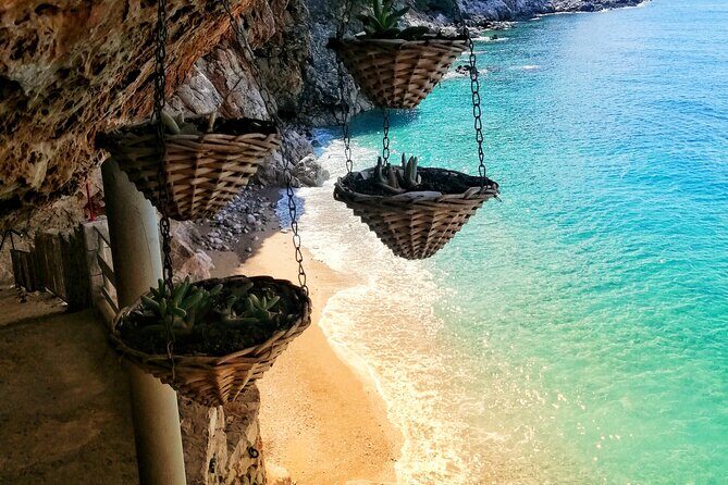Picnic on Croatian Secret Beach - Weather and the Real Rhythm of This Tour