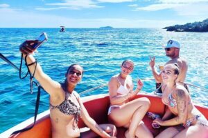 Private 4h Boat Tour Elaphite Islands with Barracuda 545 - Kolocep Island caves: Green, Blue, and the Three Caves