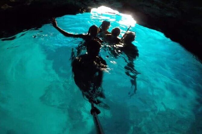 Private boat tour - caves, snorkeling, bays and beaches - Beyond the Blue Cave: how the skipper designs your day