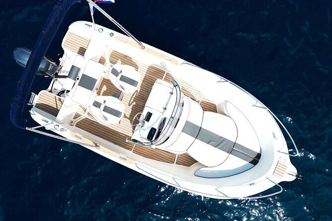 Private boat tour - caves, snorkeling, bays and beaches - Food and islands: what you might add without turning it into a chore
