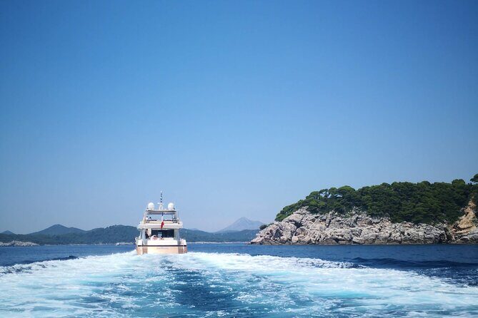 Private Boat Tours Dubrovnik to Hvar - Where you meet: Riva 18, plus how pickup works