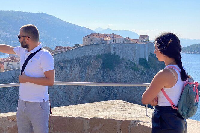 Private Dubrovnik City Walls & City Tour - Luža Square, Orlando’s Column, and the big landmark cluster
