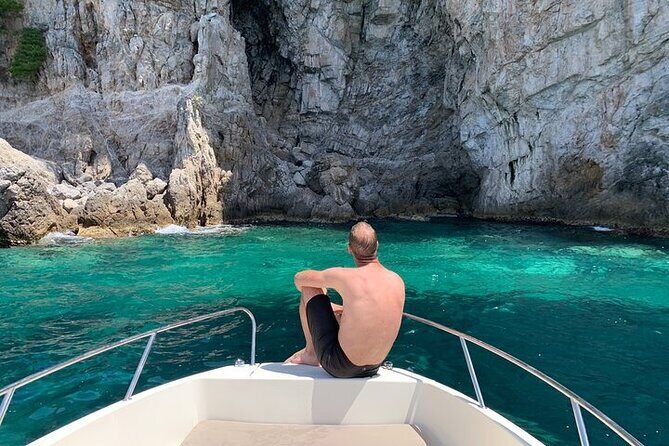 Private Elaphite Islands and Blue Cave : Dubrovnik - Boat comfort, skipper, and safety stuff that matters