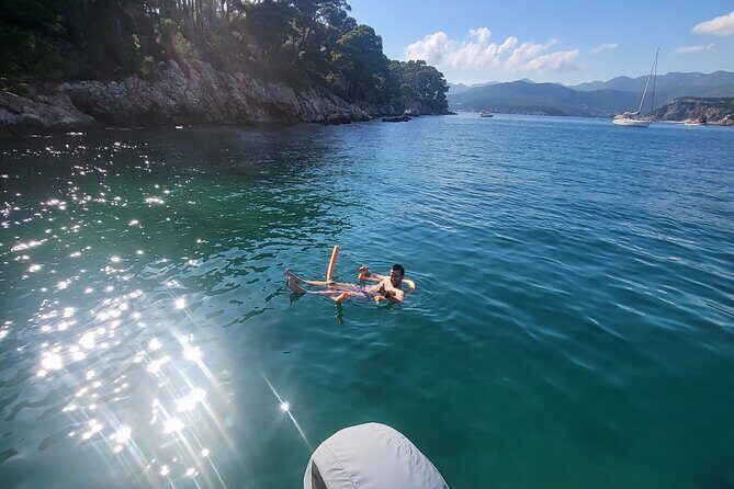 Private Elaphiti Islands Boat Tour Tailor-Made 8h - Price and value: private boat math plus fuel and lunch