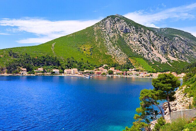 Private Full Day Peljesac Wine Tasting Tour from Dubrovnik - Three wineries: how to make the most of back-to-back tastings
