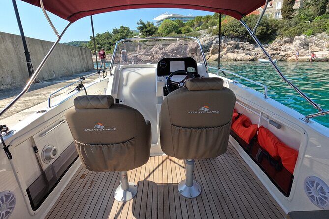 Private luxury speedboat tour-Islands, caves, beaches, snorkeling - Šipan: island lunch time and a slower rhythm