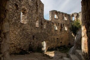 PRIVATE TOUR to Mostar, Stolac, Pocitelj & Blagaj by CRUISER TAXI - Stolac’s Old Town + Radimlja stećci: small-town Bosnia with big history