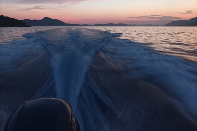 Private Tour: Wine & Sunset Experience at boat - Banje Beach View: The Old Port Meets the Waterline