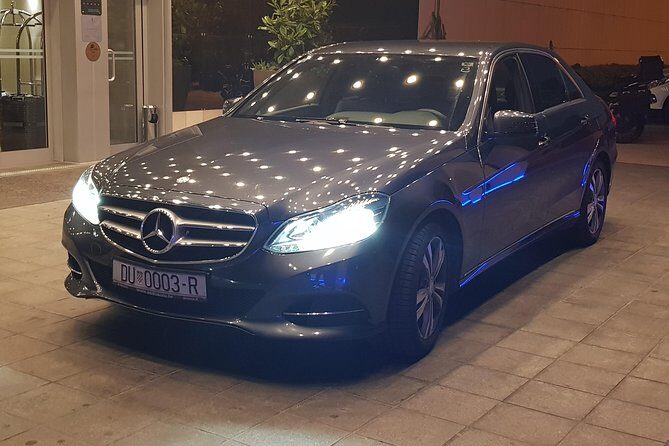 Private transfer Dubrovnik airport to Dubrovnik ACI Marina in Komolac - Door-to-door Dubrovnik logistics that actually feel easy