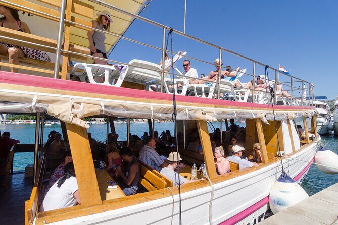 Rent a Boat! (Group Option - Half Day) - The Typical 4-Hour Flow: Cruise, Swim, Island Time