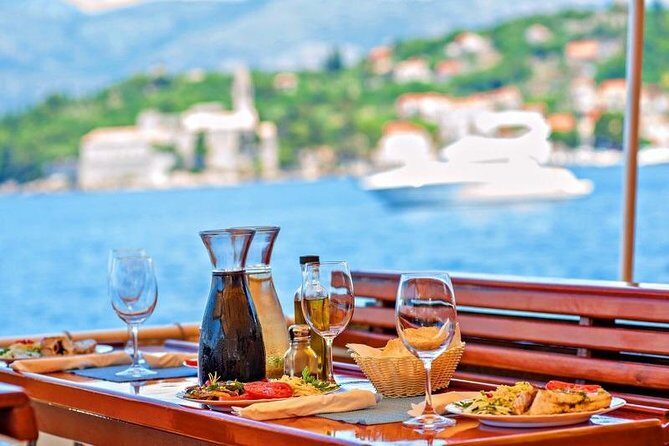 Rent a Traditional Wooden Boat (64 pax) - Who should book this boat rental in Dubrovnik