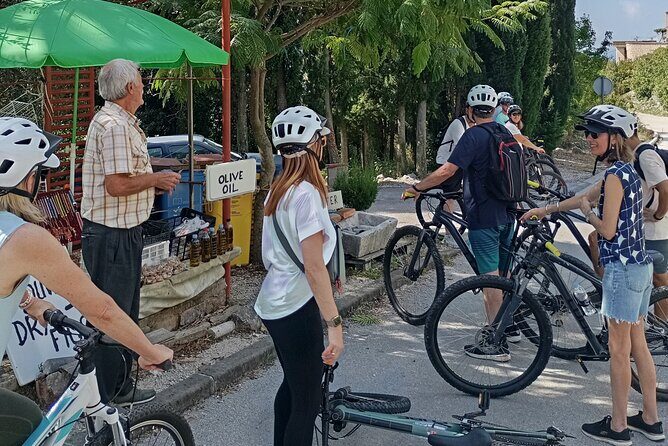 Rural Biking & Wine Tasting Tour in Dubrovnik - St. Barbara chapel and the 104 stećci: UNESCO stones in an open view