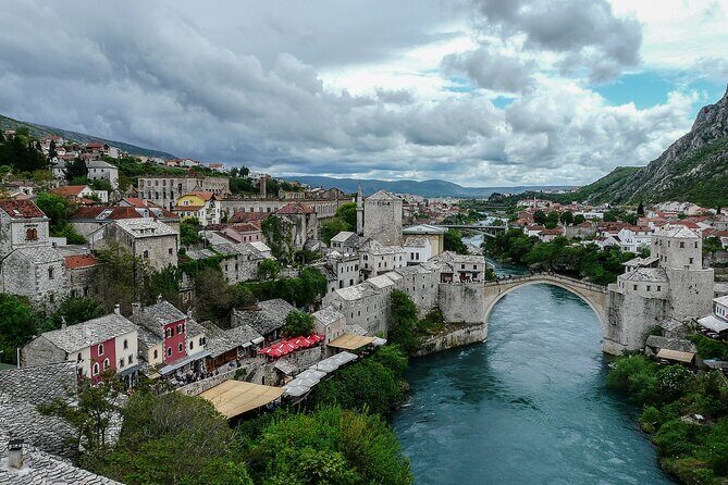 Small Group Sights Tour in Bosnia.Mostar,Kravica Falls and more - The guide and driving rhythm: how Tomislav-style hosting changes the day