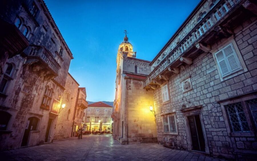 Ston and Korcula Island Day Trip from Dubrovnik with Wine - Orebić Port to Korčula Old Town: The Quick Boat Ride You’ll Remember