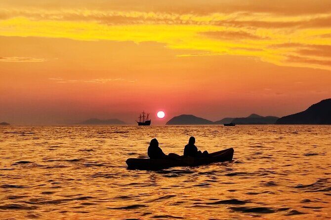 Sunset Sea Kayaking and Wine Dubrovnik - Sunset Kayaking Around Lokrum: The Big Idea
