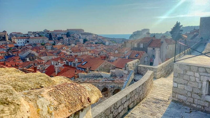 Sunset Wall Walk: 75-Minute Guided Tour & Free Exploration - Should you book the Sunset Wall Walk?