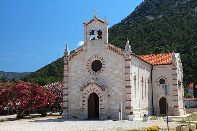 Transfer Dubrovnik to Split with Sightseeing in Ston Town - Ston Salt Works: oldest European salt story in a limited time