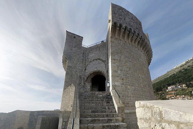 Walls Of Dubrovnik: Small-Group Walking Tour With A Local - Quick hits